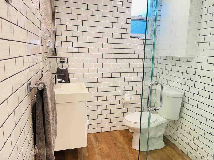 Apartment 1bd Modern Venice 10a *